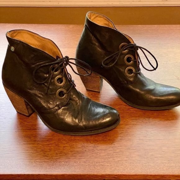 Brotesque 3” heel booties‎ - Picture 1 of 16